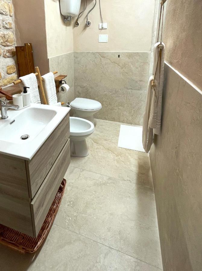Monolocale Centro Storico Appartement Gubbio Buitenkant foto